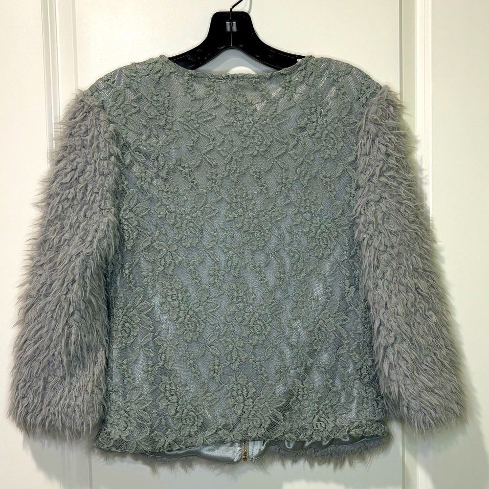Areve Gray Faux Fur & Lace Zippered Jacket Size Large - Picture 2 of 8
